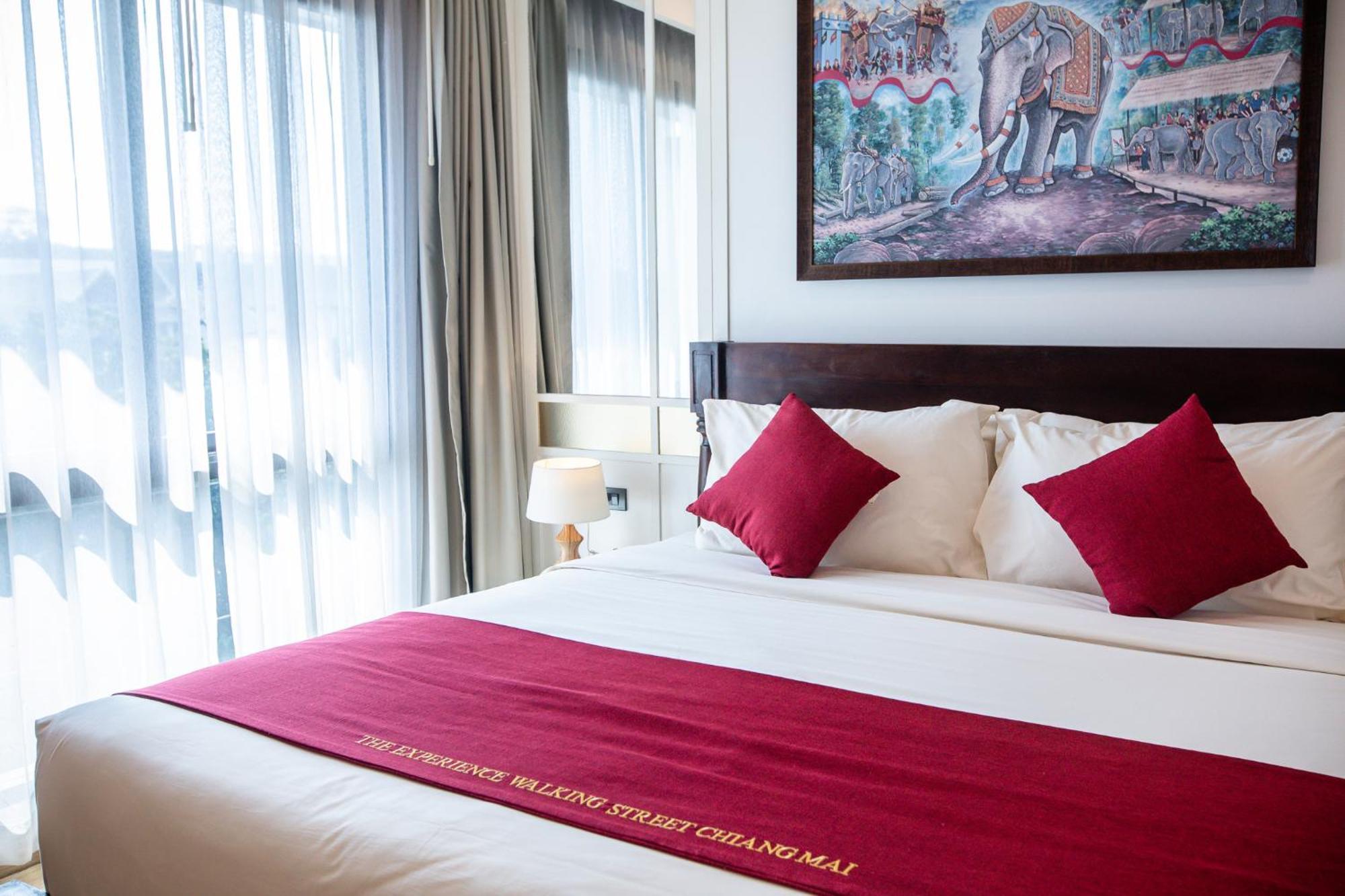 The Experience Walking Street Chiang Mai Hotel Ngoại thất bức ảnh