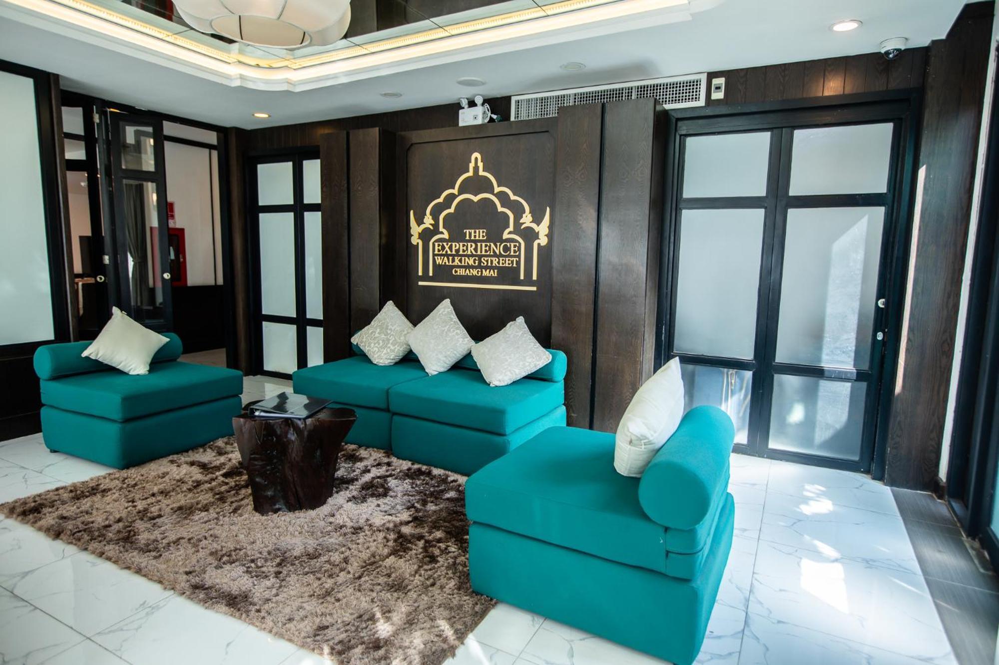 The Experience Walking Street Chiang Mai Hotel Ngoại thất bức ảnh