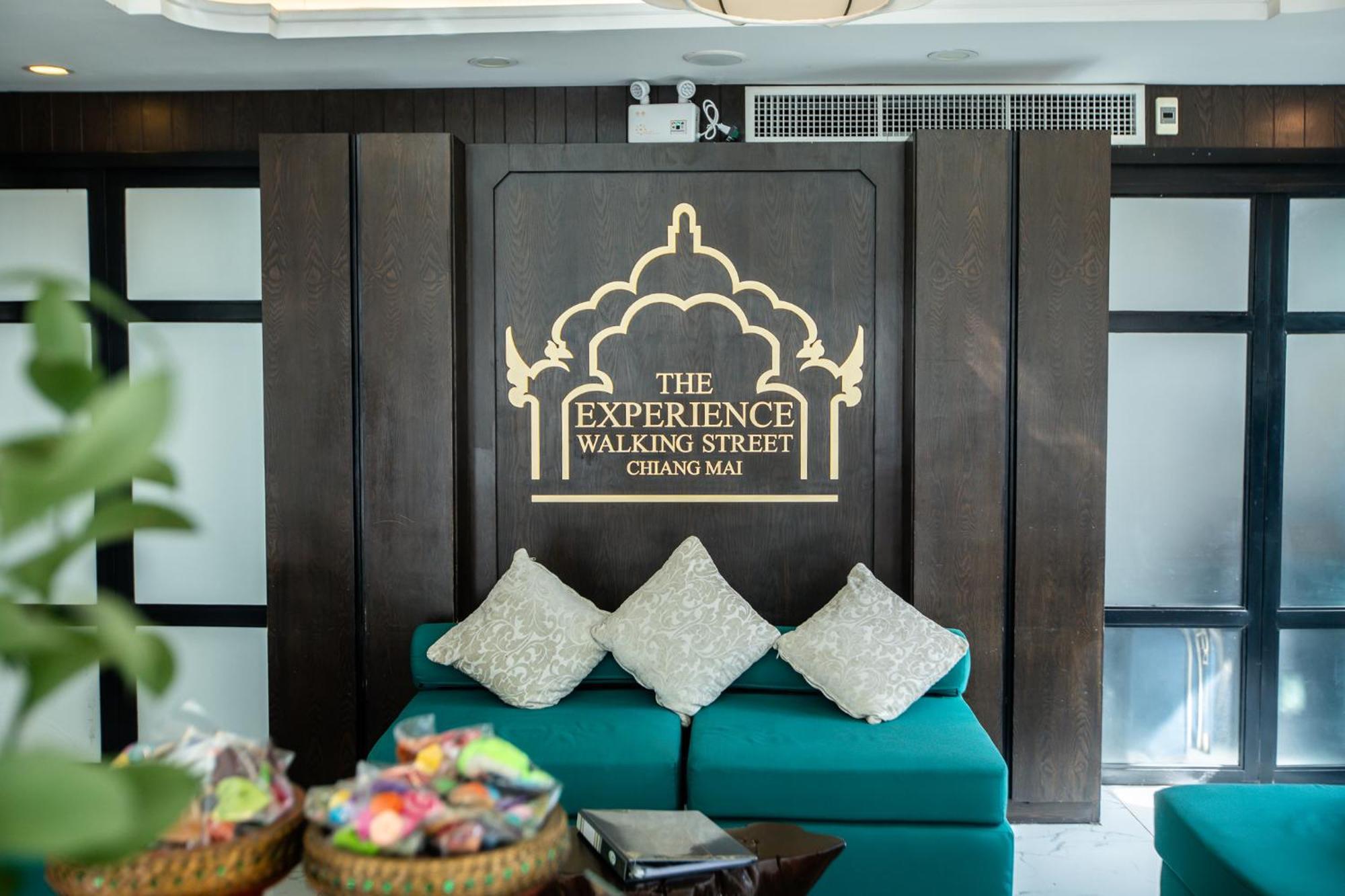 The Experience Walking Street Chiang Mai Hotel Ngoại thất bức ảnh