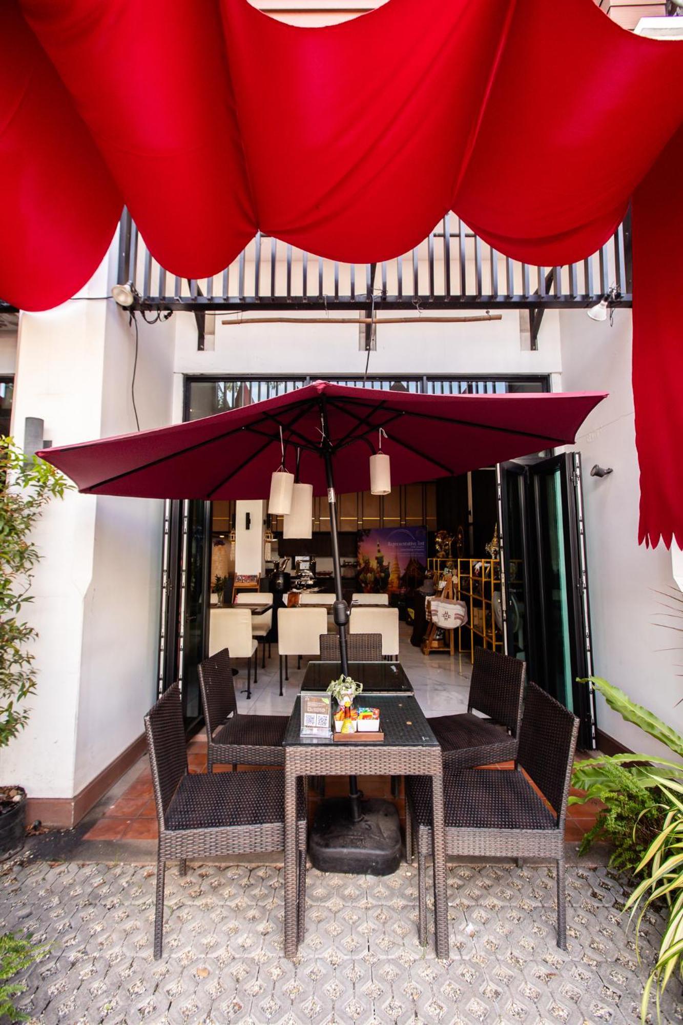 The Experience Walking Street Chiang Mai Hotel Ngoại thất bức ảnh