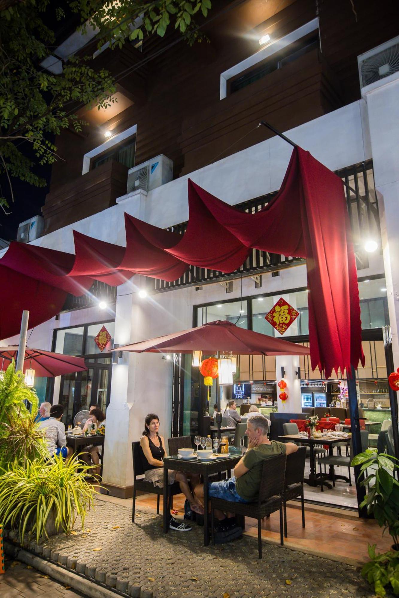 The Experience Walking Street Chiang Mai Hotel Ngoại thất bức ảnh